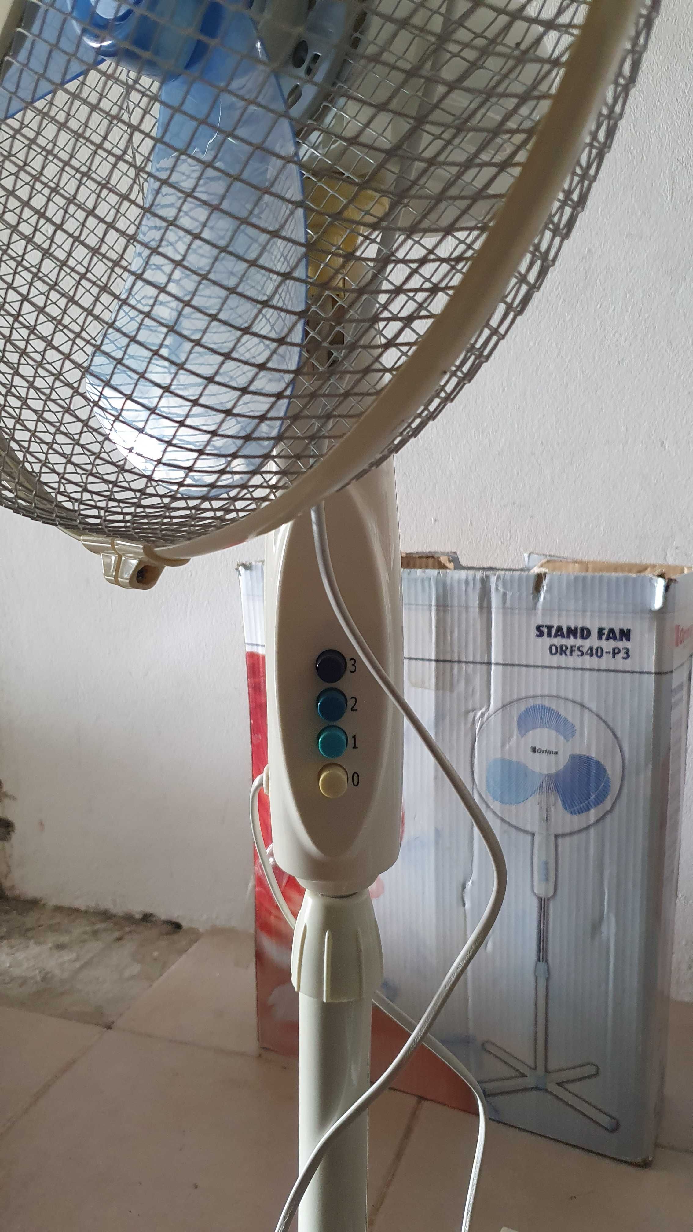 Ventilador de pé
