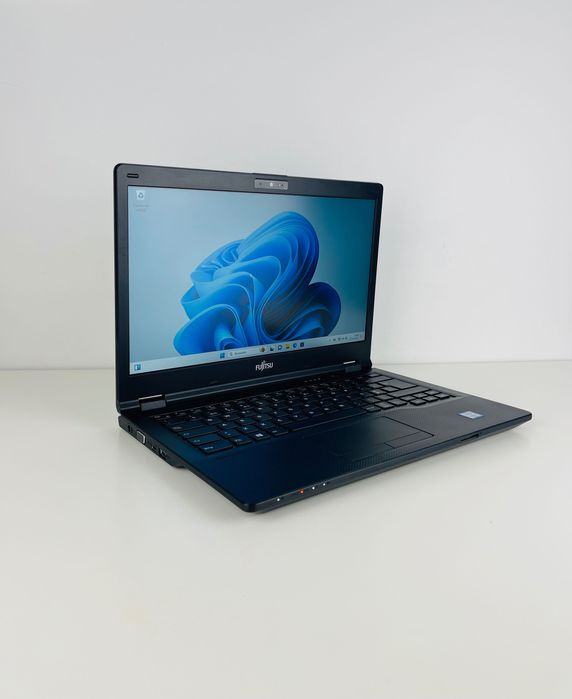 Portátil Fujitsu Super Rápido - i3 8ª Geração (1 Ano de Garantia)