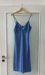 Vestido Azul com detalhes no peito tamanho M