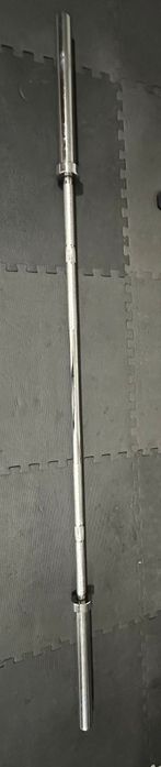 Barra olímpica BOOMFIT 20Kg