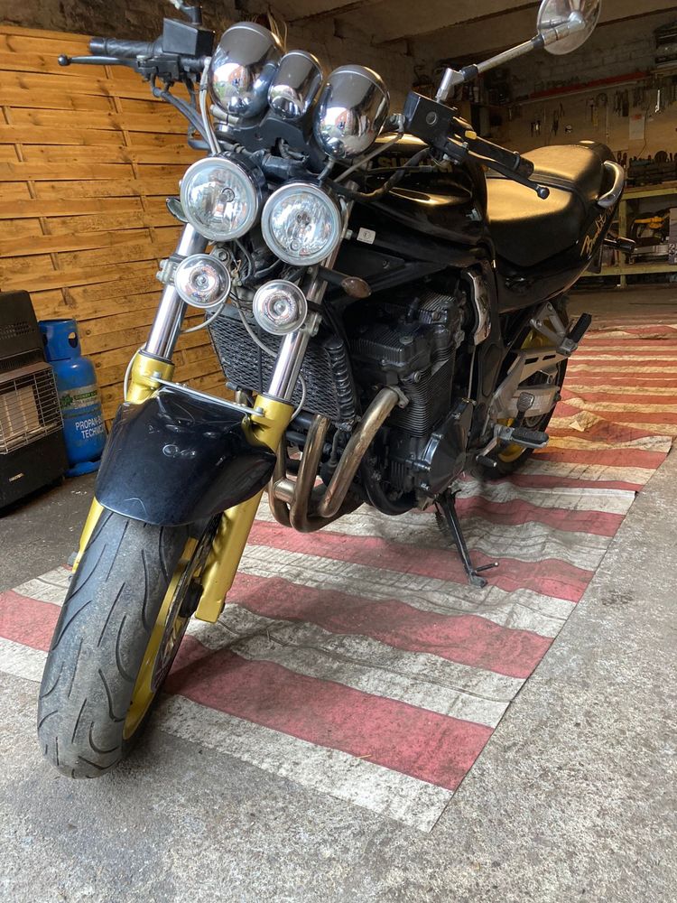 Suzuki Bandit 1200cc