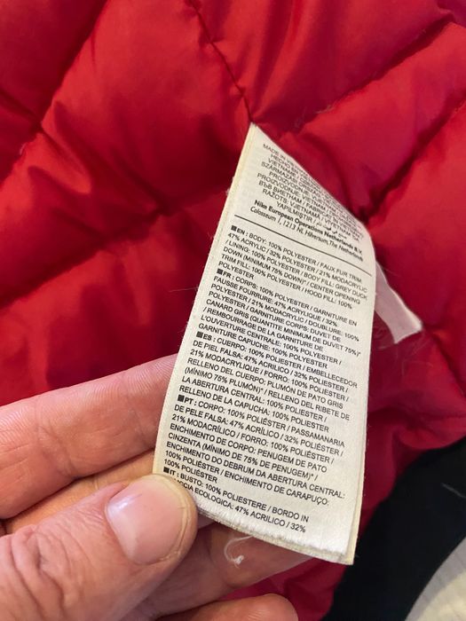 Продам пуховик Jordan в хорошем состоянии