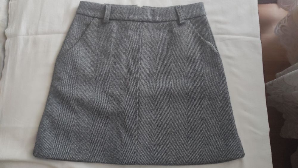 Стильна спідниця