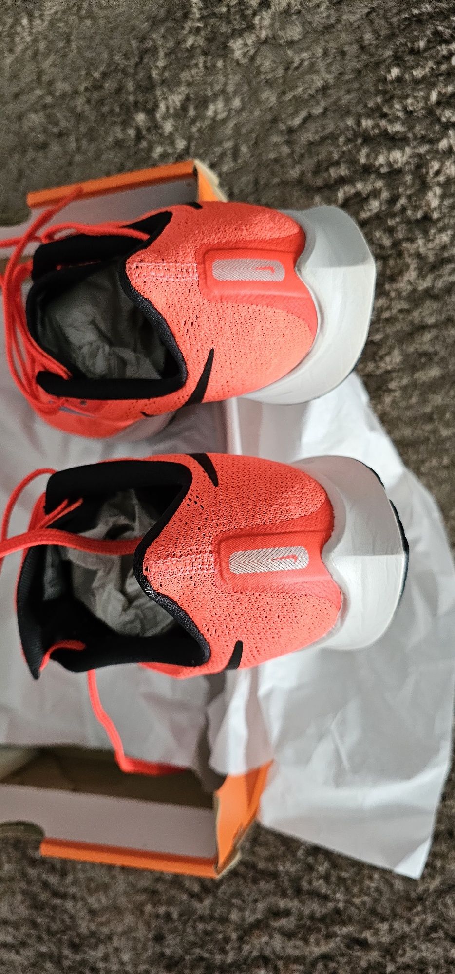 NIKE AIR ZOOM PEGASUS Novas 42