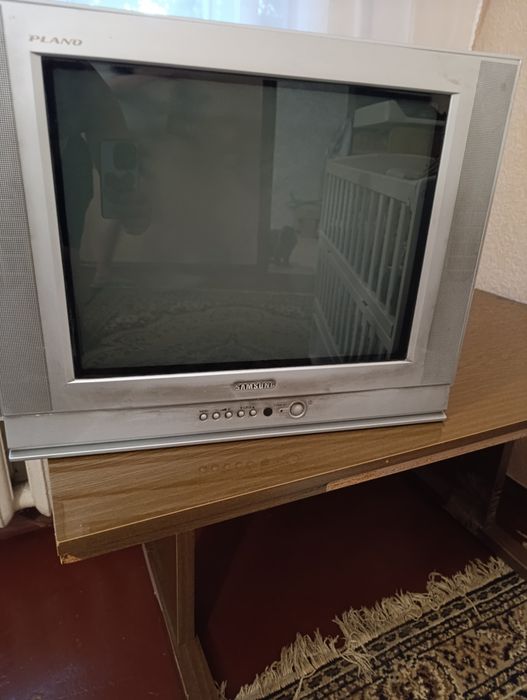Продам телевізор