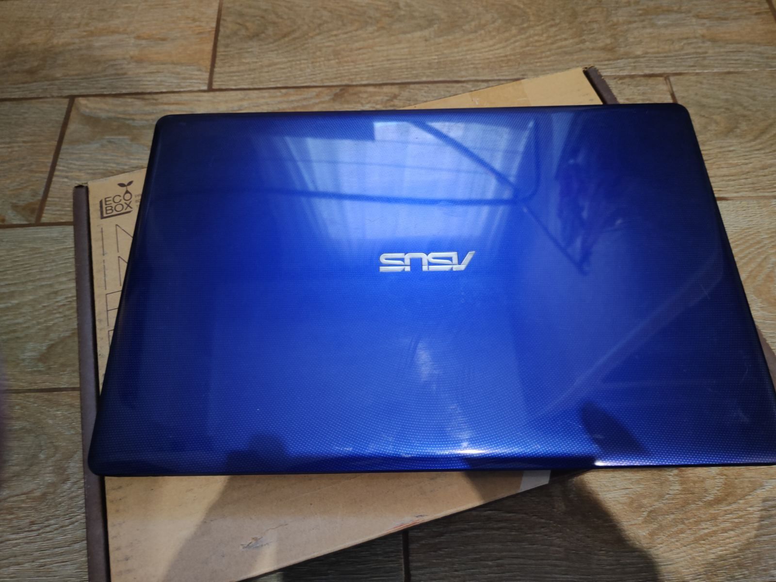 Продам ноутбук Asus x550c