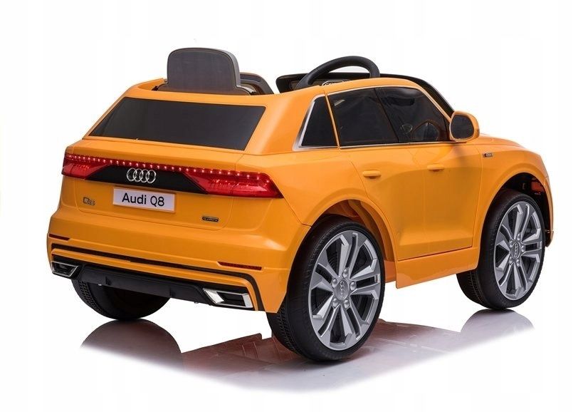 Auto na Akumulator Audi Q8 Żółty Lakierowany