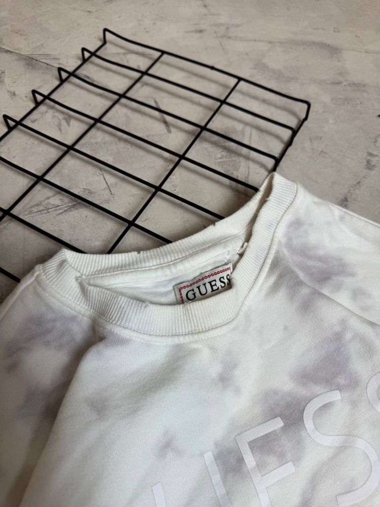 гарний світшот guess