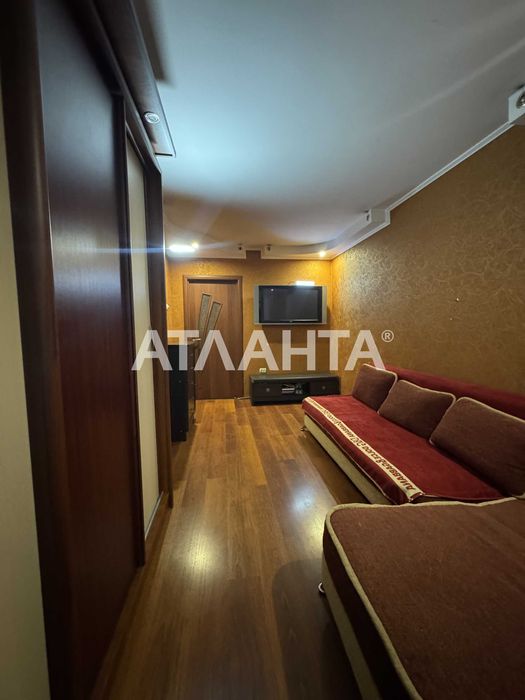 3 комнатная квартира в Приморском районе