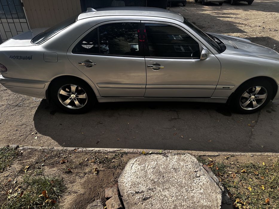 Продам мерса в нормальном состояние