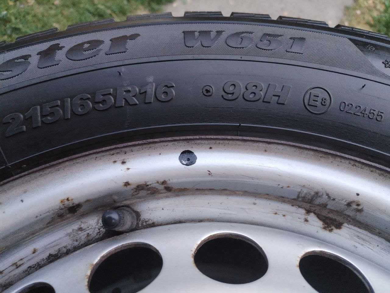 Колеса на дисках 215/65 R16 Зима. Volkswagen T5