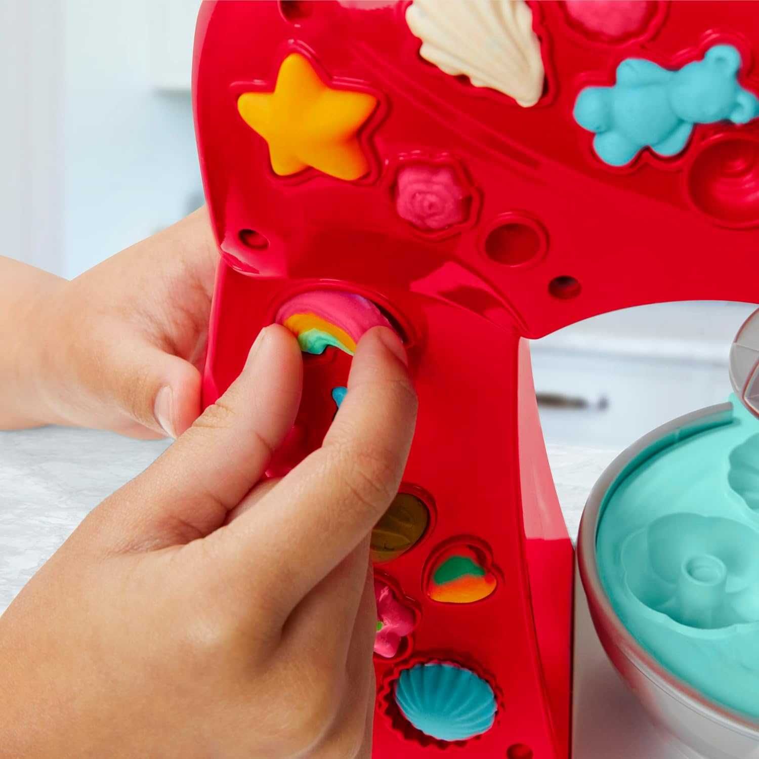 Набор для творчества с пластилином Play-Doh Волшебный миксер