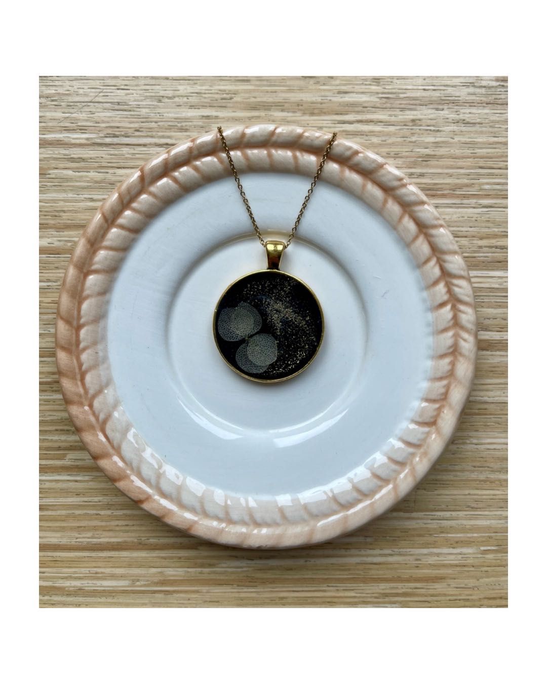 Zawieszka „hortensia” biżuteria żywica handmade