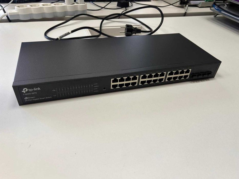 Smart Switch TP-Link T1600G-28TS – 24 Portas Gigabit + 4 SFP