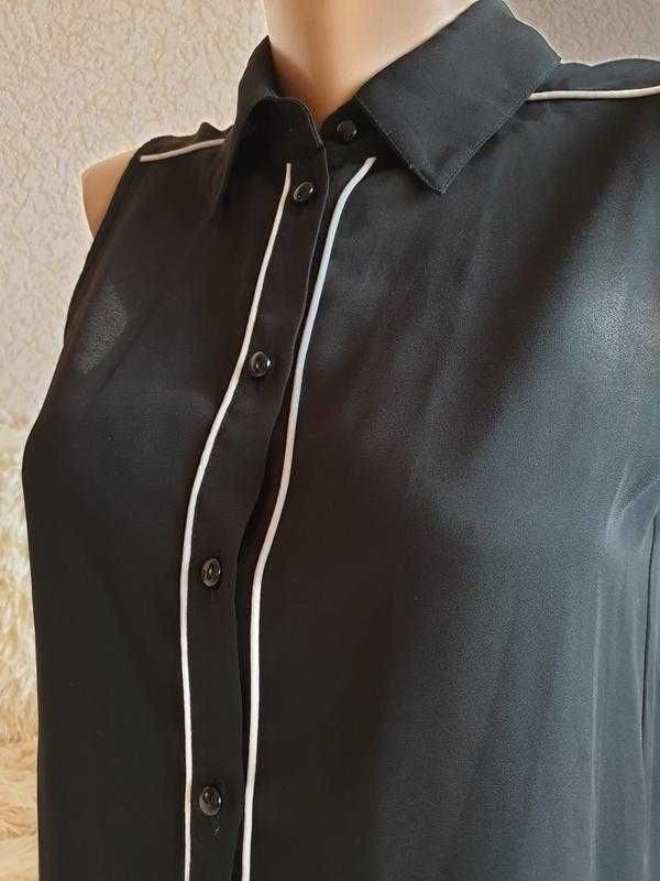 Чорна блуза без рукав kira plastinina