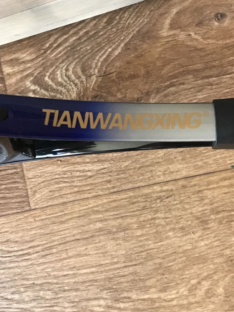 Ракетки большого тенниса  HEAD и Tianwangxing