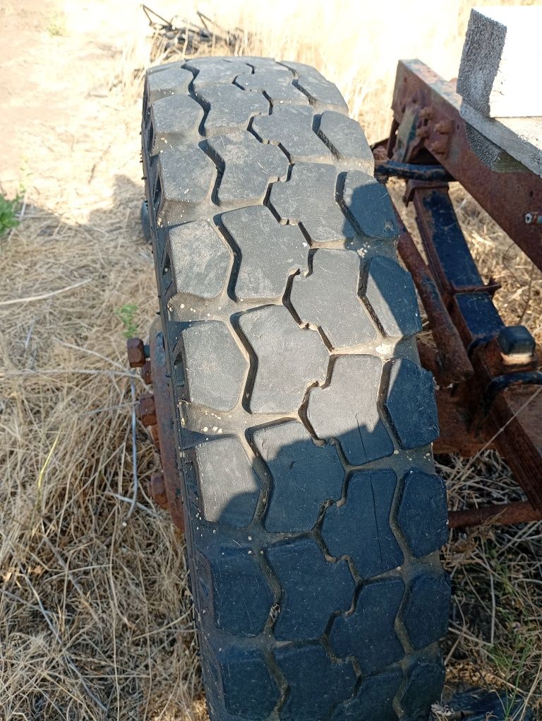 Прицеп из под кунга на газоновской резине
