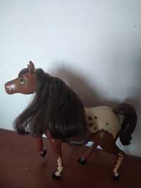 Konik figurka 18 cm