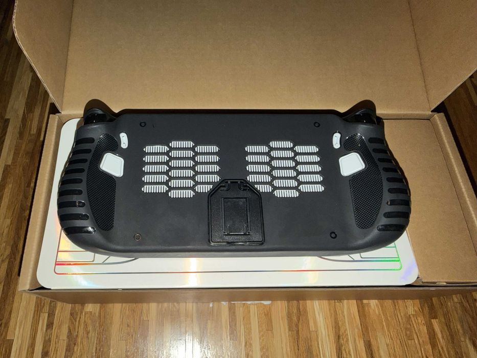 Konsola Lenovo Legion Go S biały + etui + szkło + gratis gry