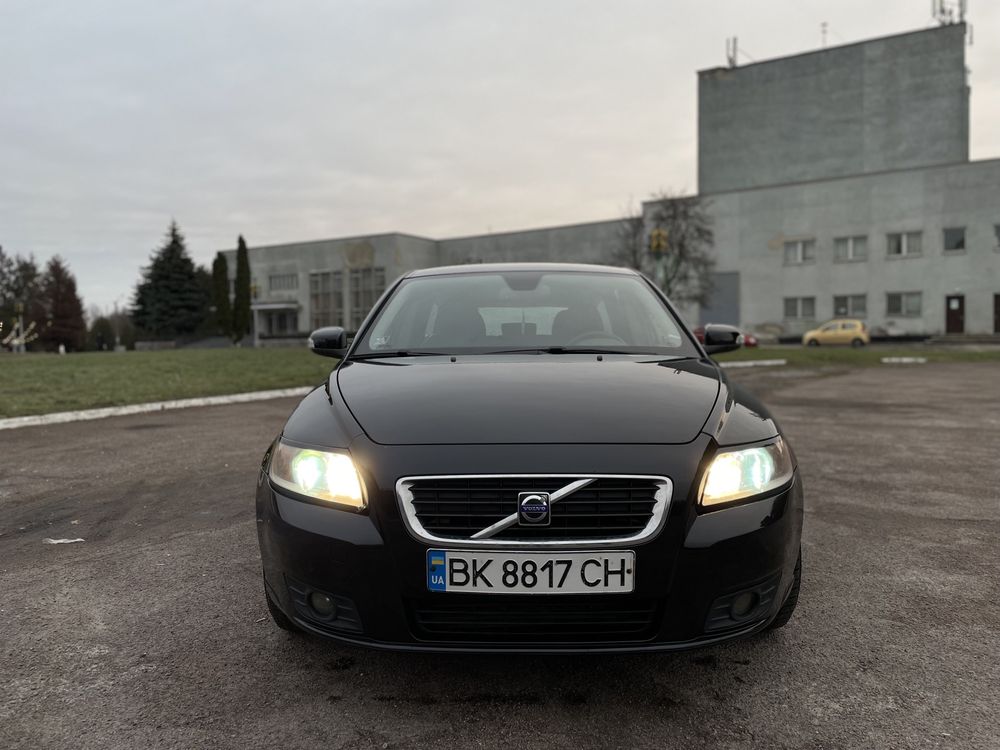 Продам Volvo v50