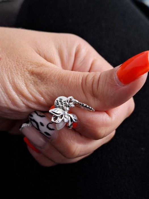 Charm's Zawieszka Świetlik świecący w ciemności