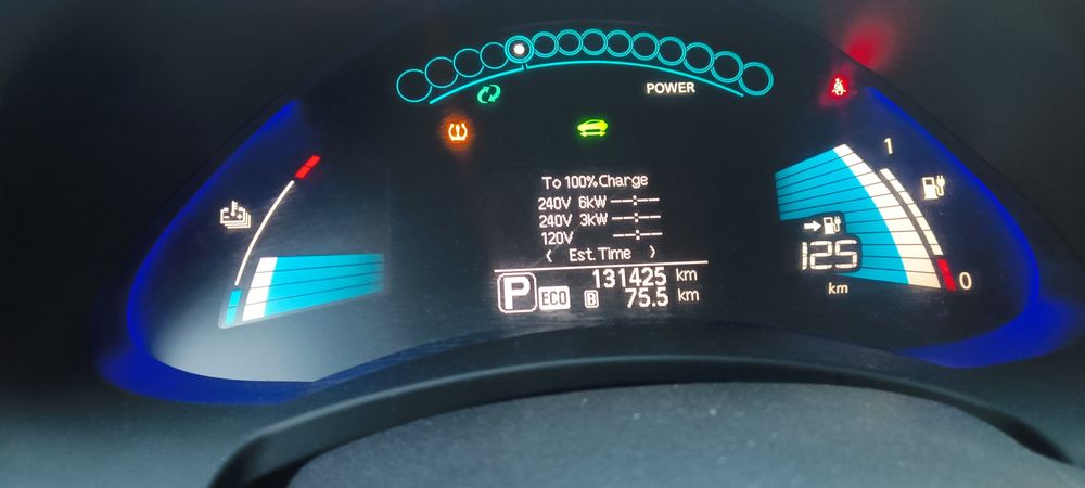 Продам Nissan Leat