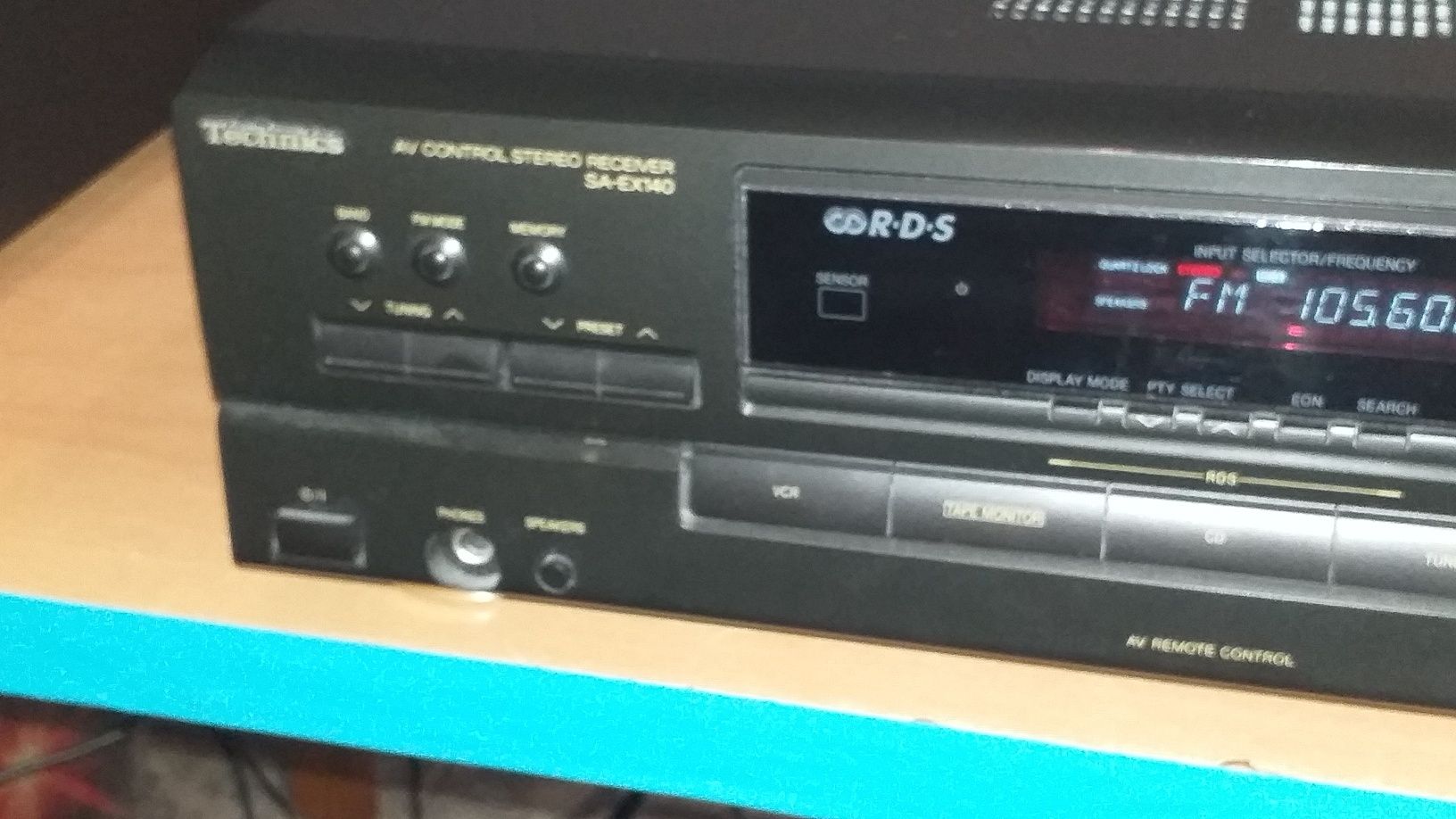 Amplituner stereo Technics SA-EX140
