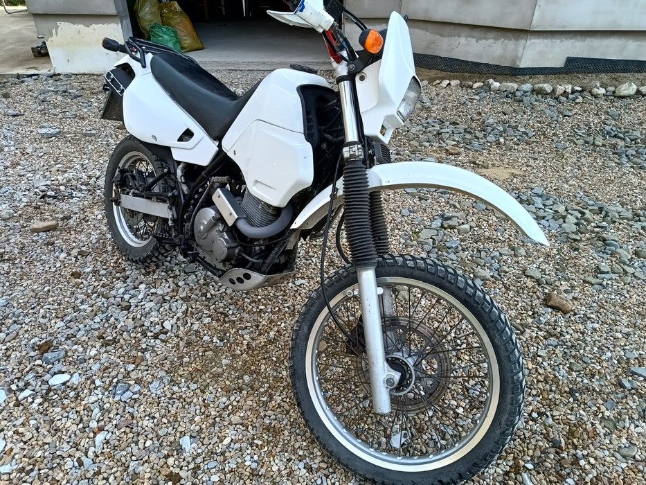 Suzuki DR 650 Cross Enduro ładne niski przebieg