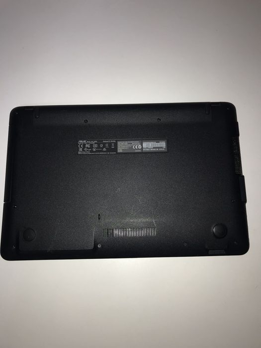 Asus X540L em bom estado