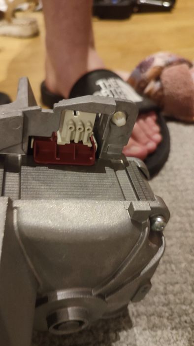 Silnik Nidec 1700rpm 750 w