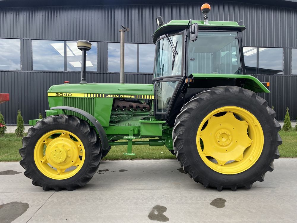 Ciągnik JOHN DEERE 3040 - 6 cylindrów 90KM - Super stan