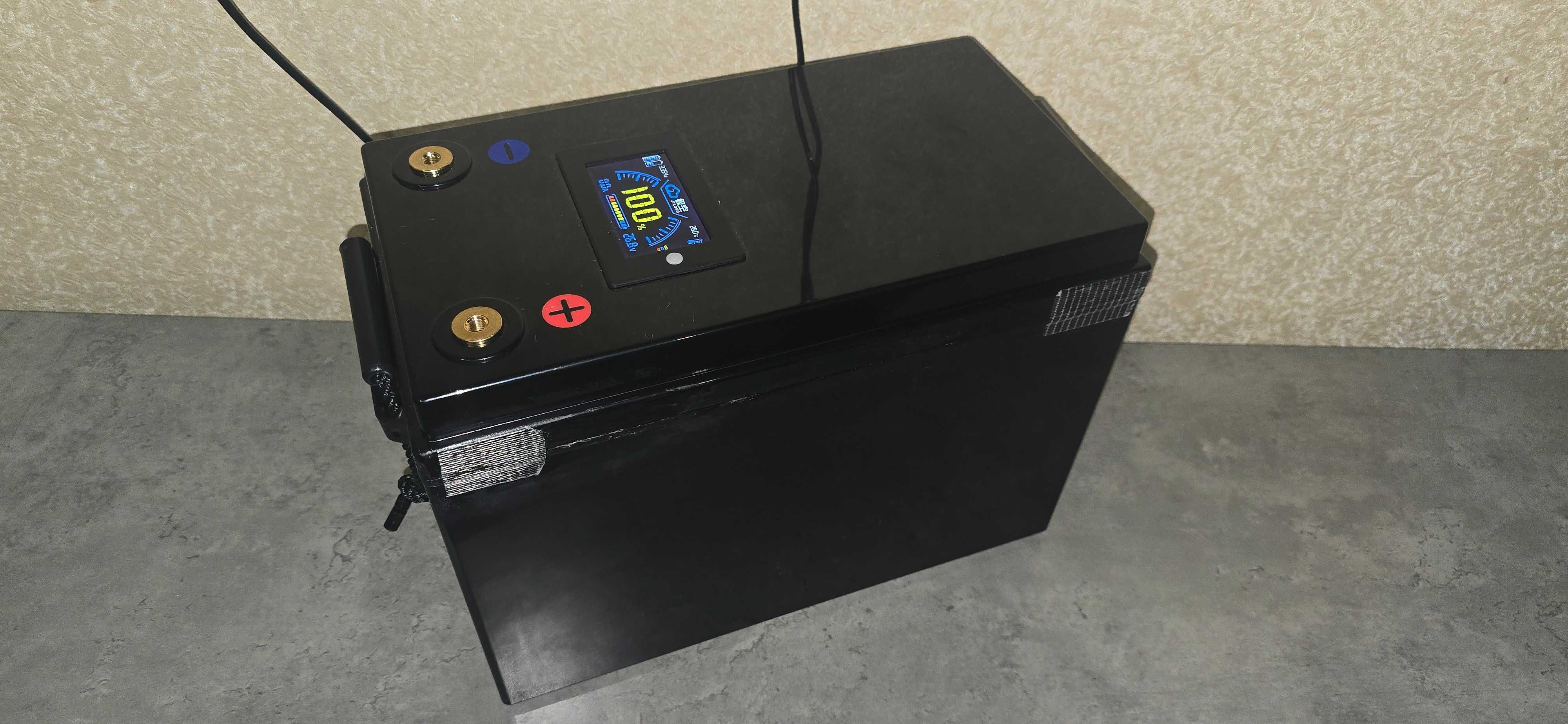Аккумулятор EVE LiFePo4 24В 105AH (2,6 кВт/ч) в корпусе + дисплей 3,2"