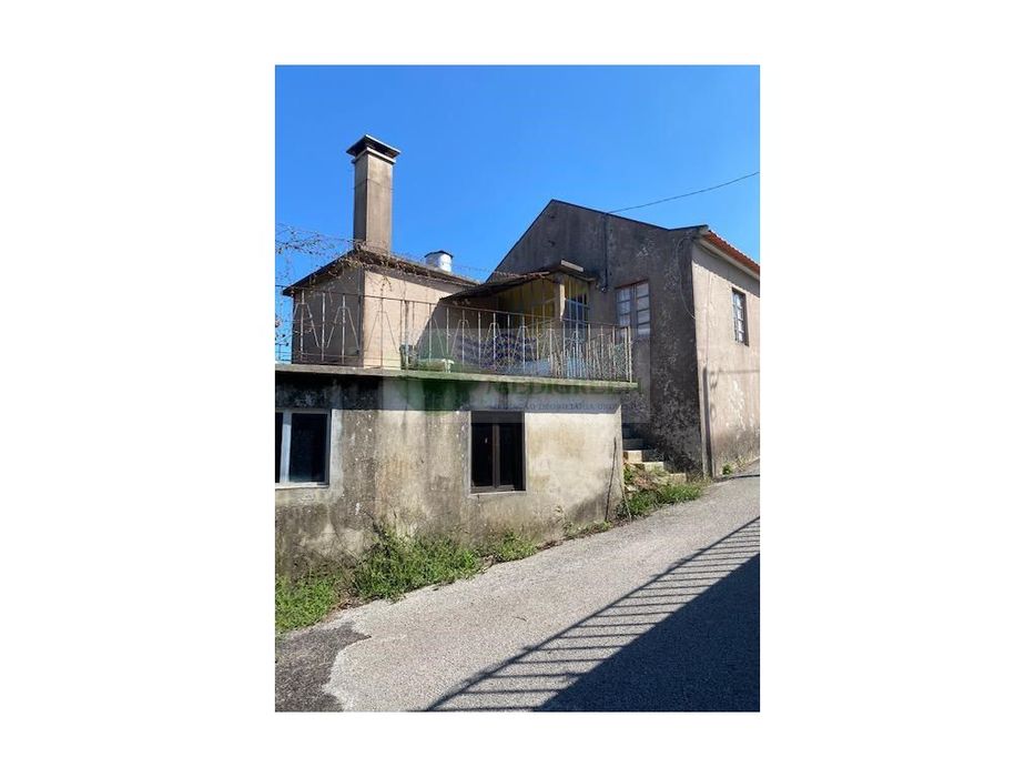 Moradia T3 Com Terreno | Paradela