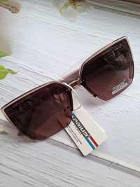 Eleganckie brązowo czarne okulary przeciwsłoneczne z filtrem