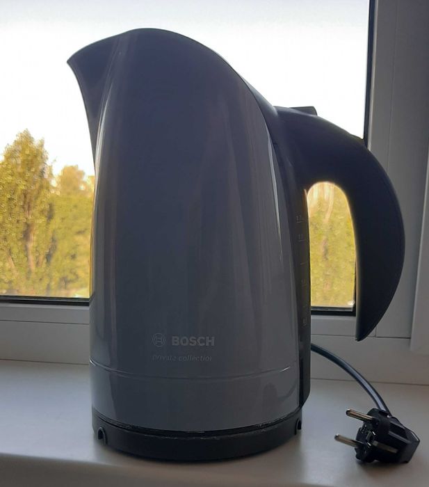 Электрический чайник Bosch TWK6005 Электрочайник