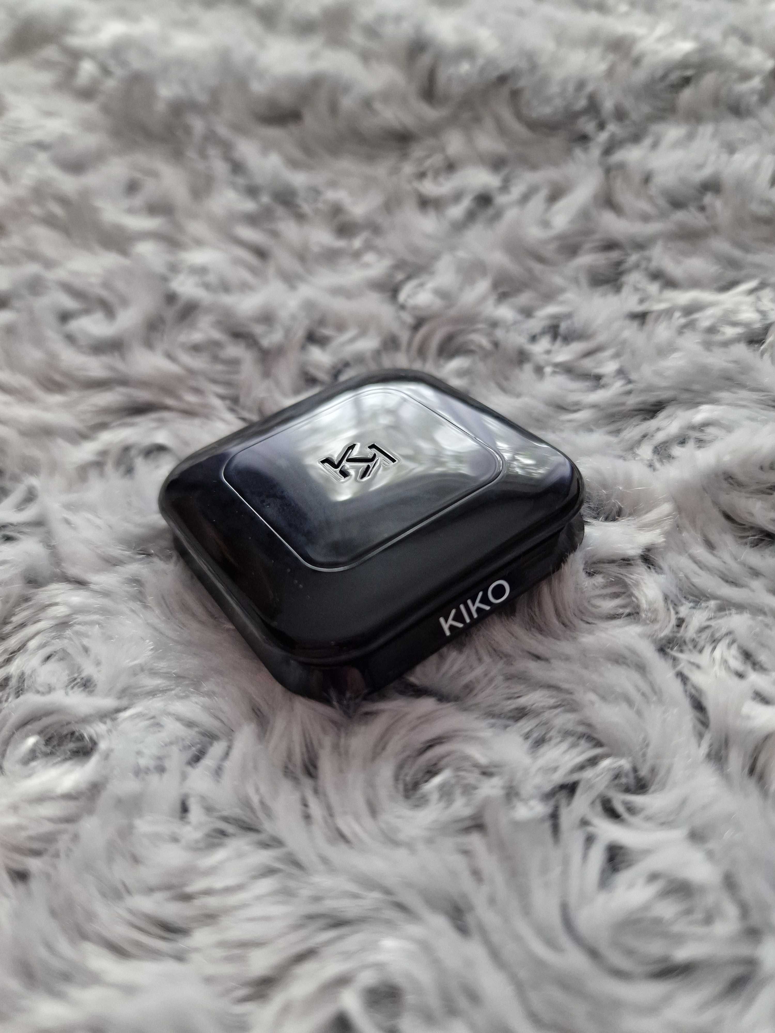 Cień do powiek Water Eyeshadow Kiko Milano odcień 03 Light Gold