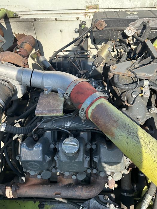 Двигун Mercedes до комбайну Claas Lexion 480