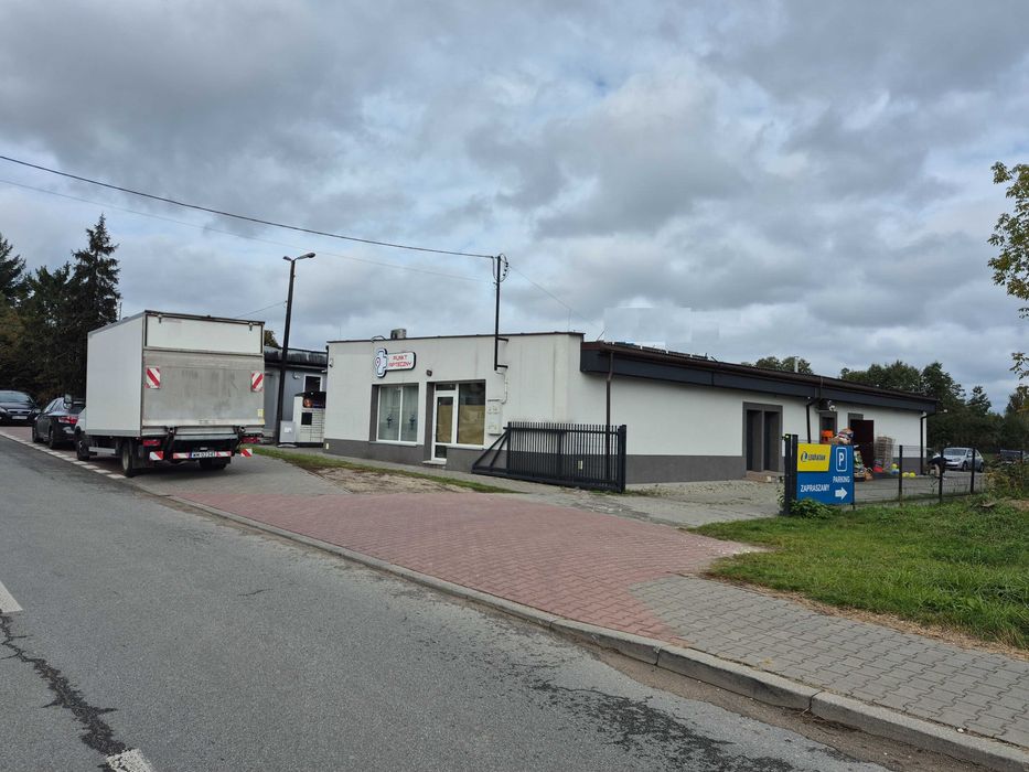 Budynek usługowy z działką
