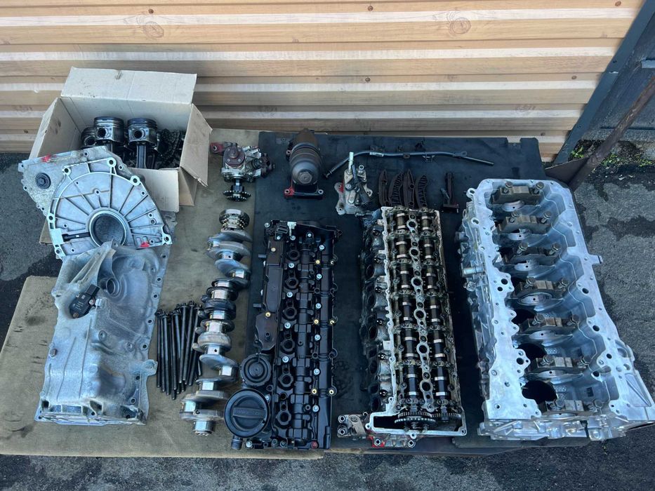 Головка BMW X5 E70 F10 N57 N57D30A Поршень Шатун Поддон ТНВД Коленвал