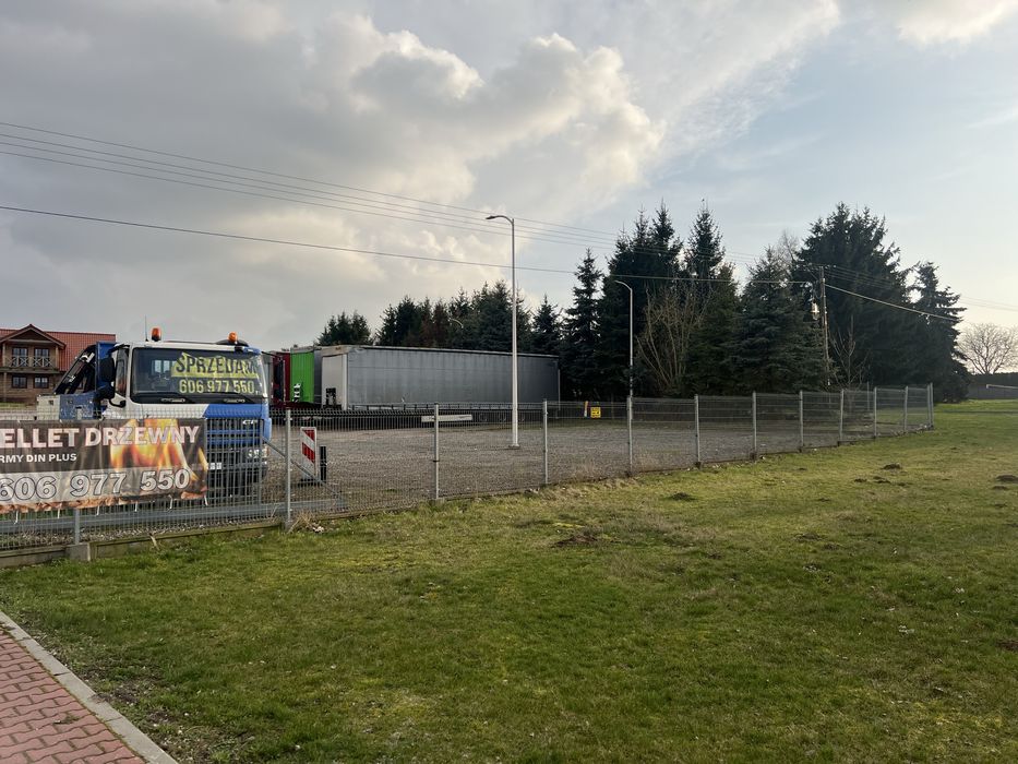 Parking, plac wystawowy, autokomis