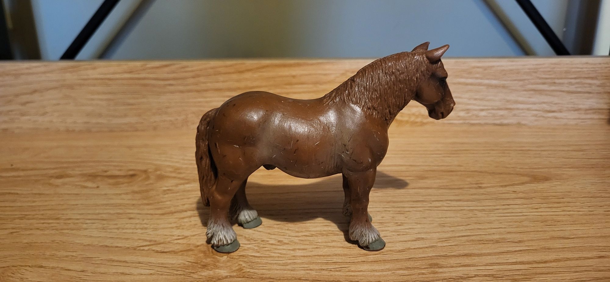 Schleich koń zimnokrwisty wałach figurka model wycofany z 1999 r.