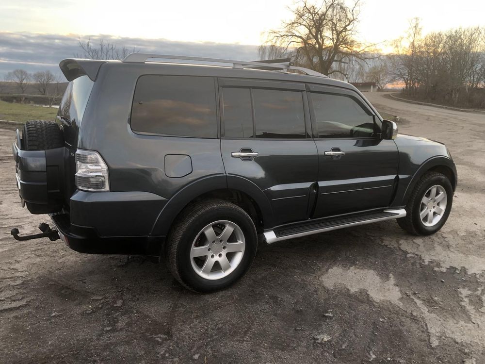 Mitsubishi pajero wagon 3.0GAS 2007