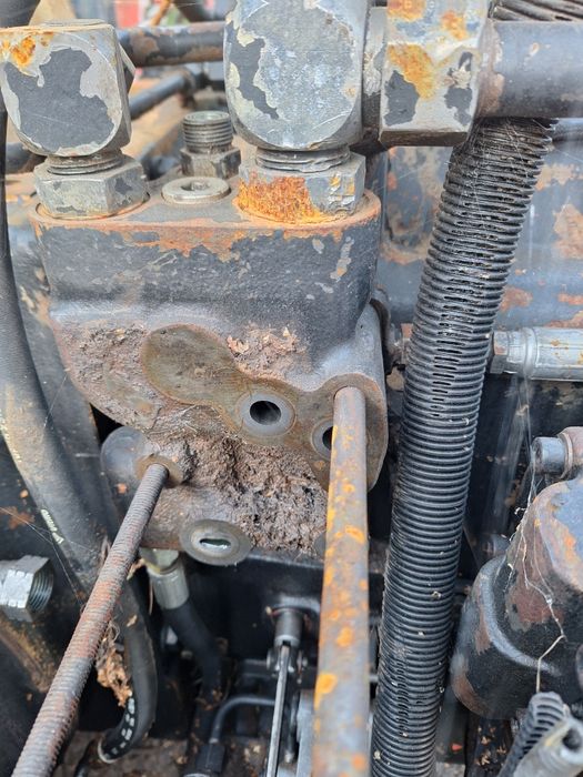 Zawór priorytetowy Case Magnum 7110, 7140, 7210, 7220, 7230, 7240