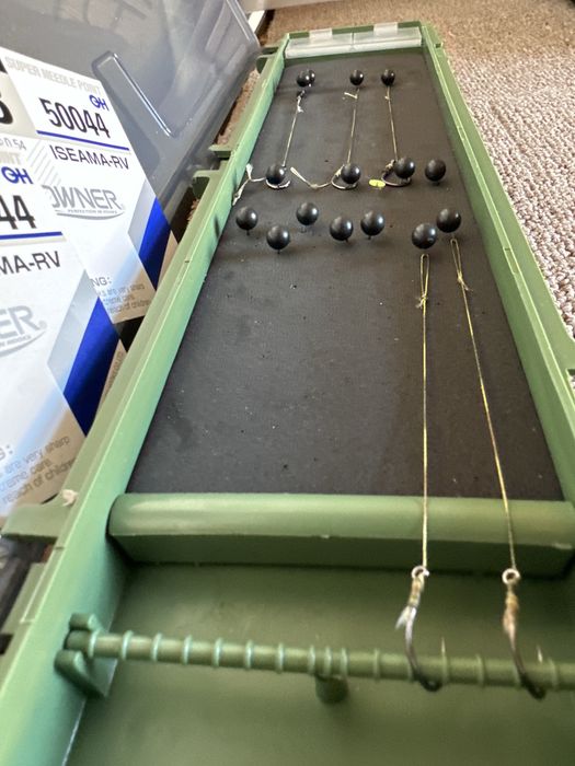 Поводочниця Carp pro з гачками