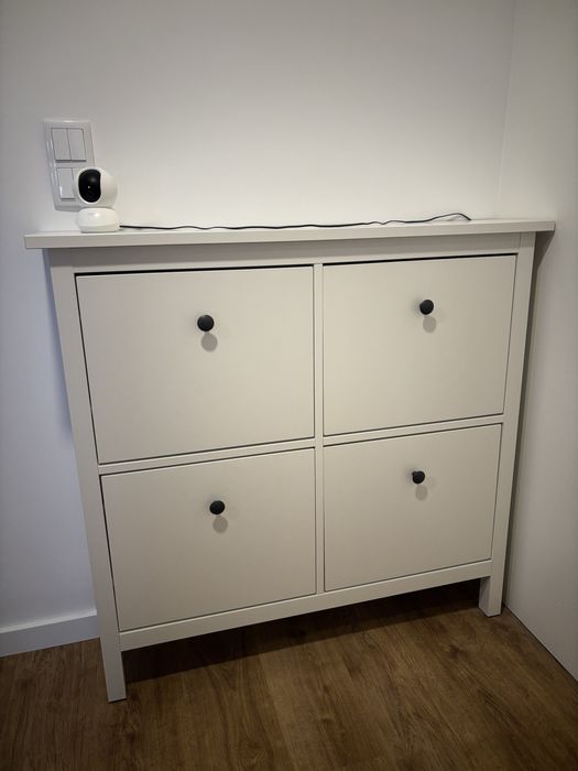 Sapateira Hemnes IKEA