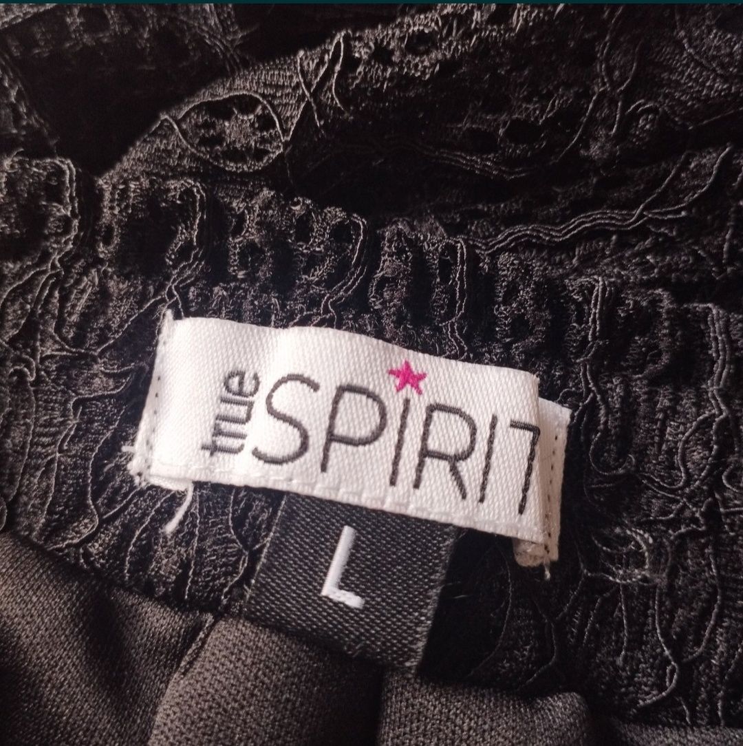 czarna  koronkowa  spódnice marki True Spirit w rozmiarze L. Elegancka