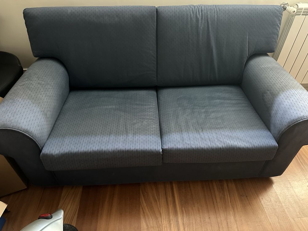 Sofá cama / 2 lugares / marca Kilo Americano