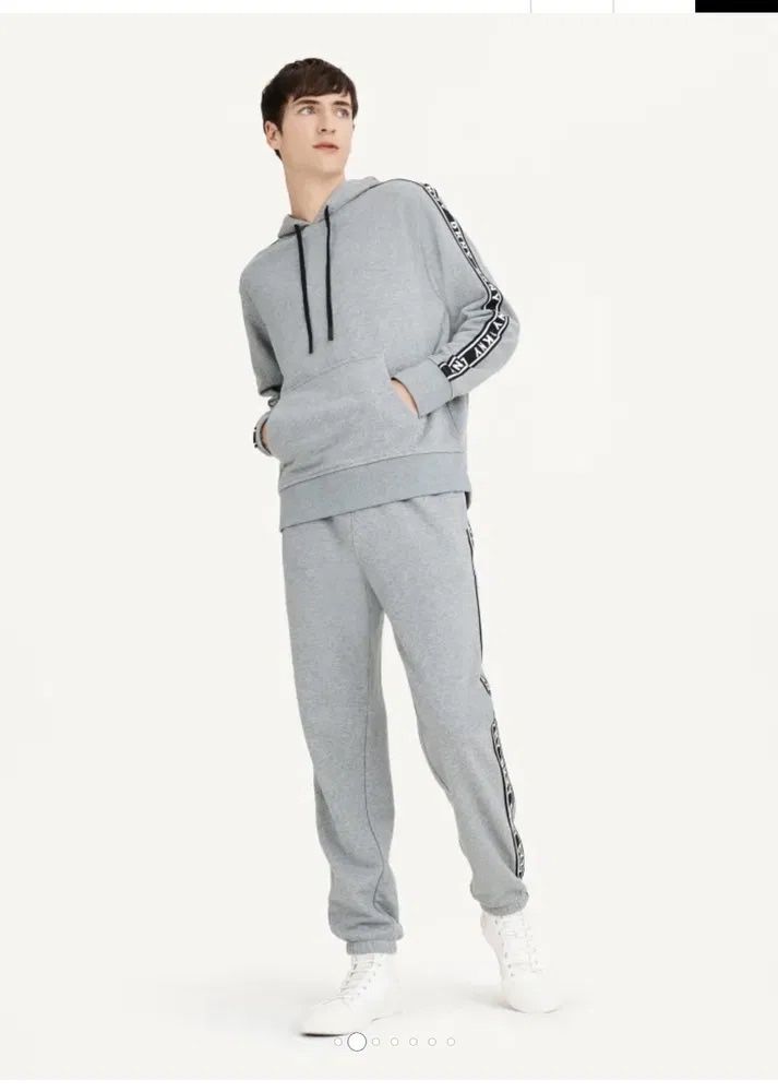 Штаны спортивные DKNY
