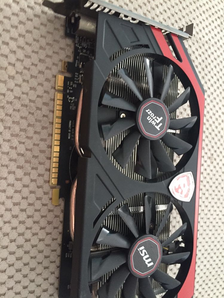 MSi GTX GeForce 750 it 2GB