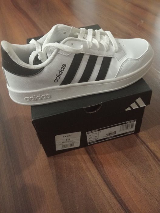 Кросівки Адідас оригінал 41.5-26,5 см та 49 розмір,32.5 см
